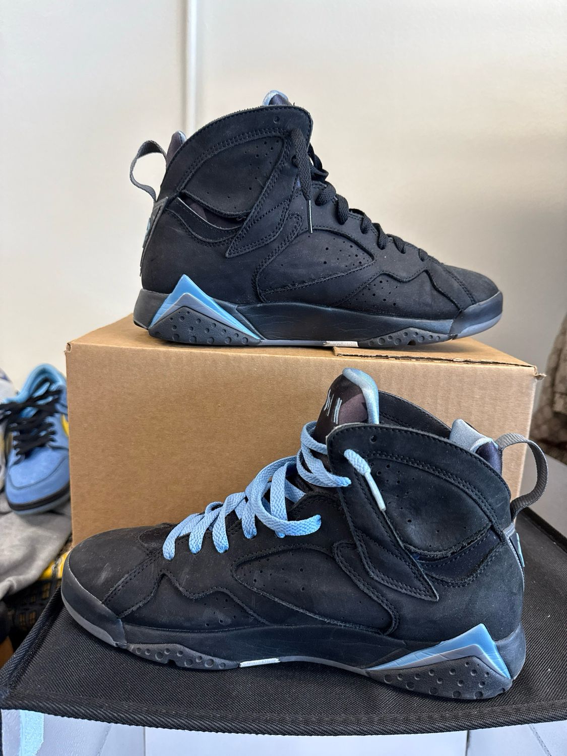 Jordan 6 Unc/Black (no box) Sz 9