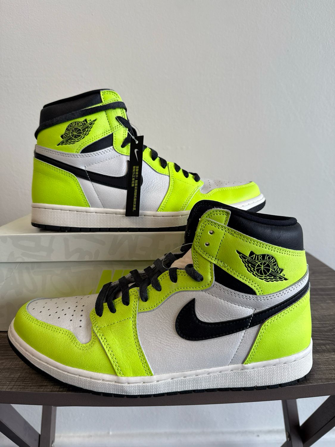 Jordan 1 Retro High OG Visionaire