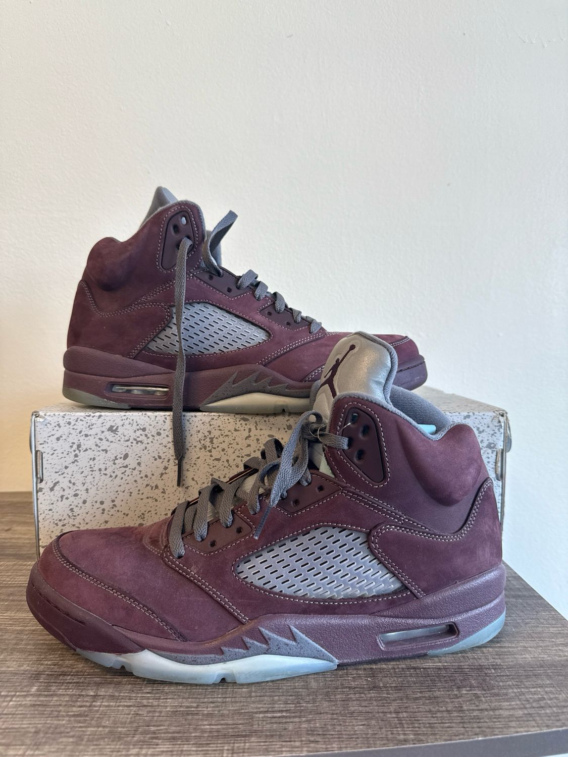 Jordan 5 - Burgundy - 12 (w/ box)