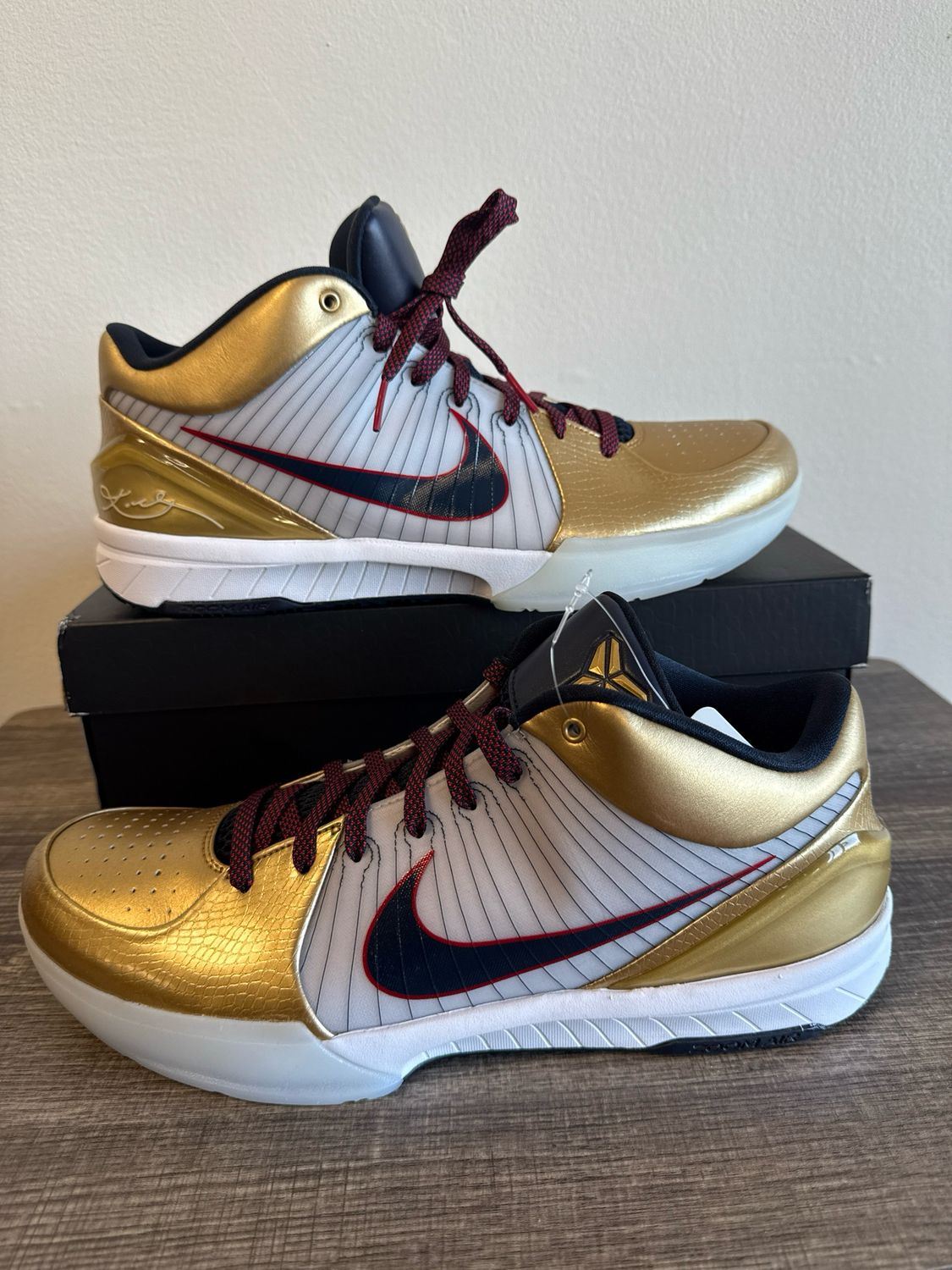 Kobe IV Protro &#39;Gold Medal&#39; NEW Sz:13 (box)