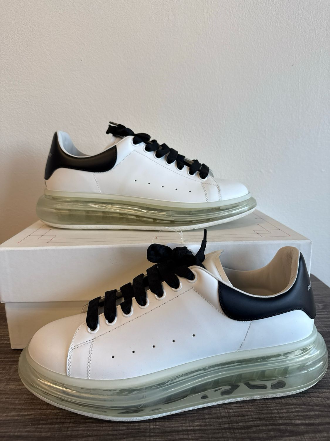 Alexander McQueen Oversized Clear Sole Black SZ 11 (box)