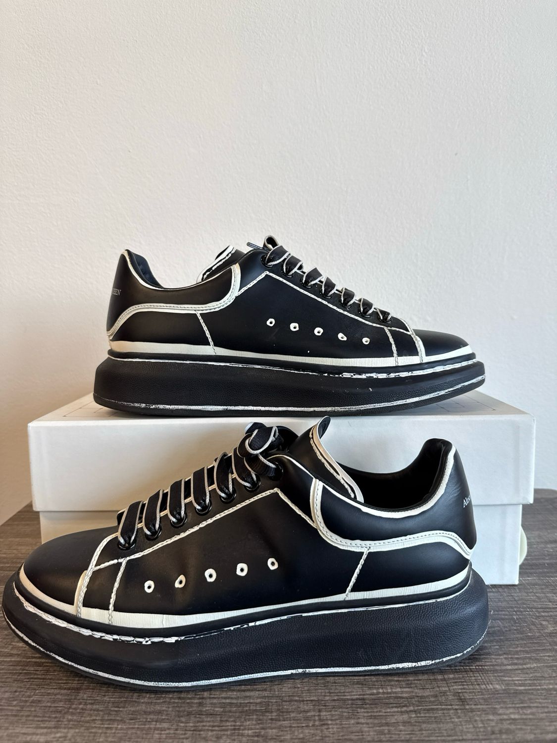 Alexander Mcqueen Black Silver Holo (used) box