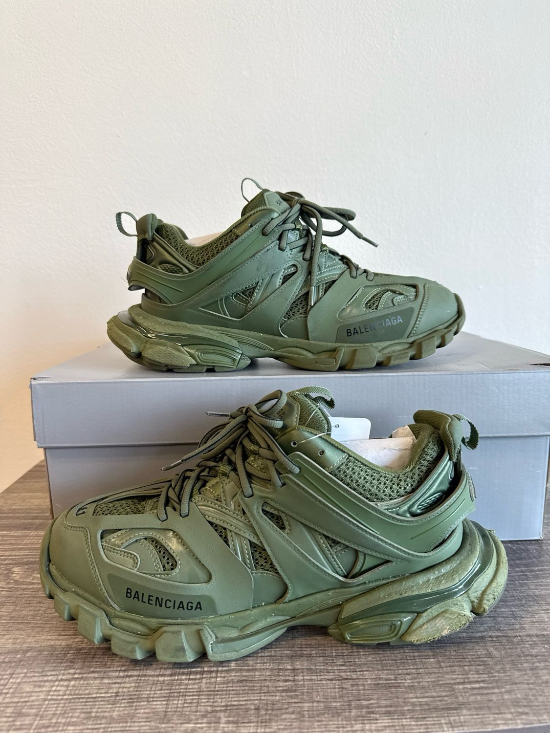 Balenciaga Track Green Sz:8 (box)