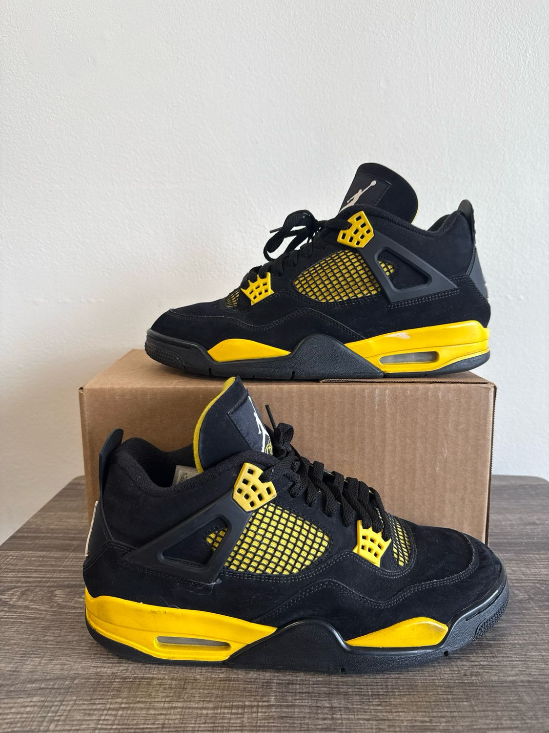 Retro 4 Yellow Thunder