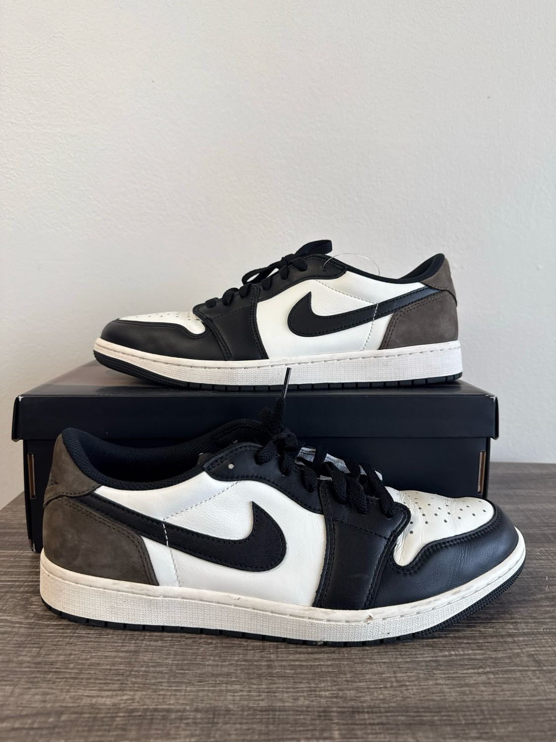 Jordan Retro 1 Low Mocha(used)box Sz 12
