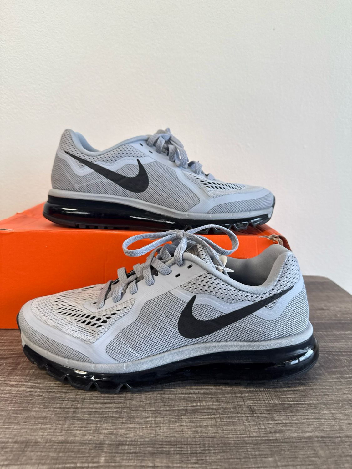 Nike Airmax 2014 (box) Sz 9