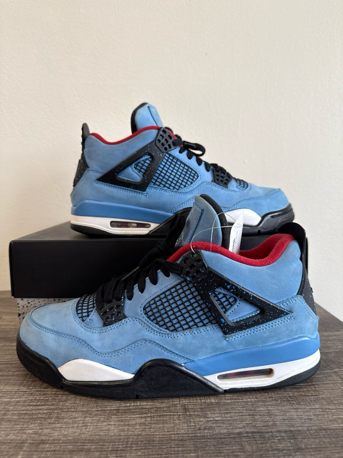Nike Jordan 4 Travis Sz 10