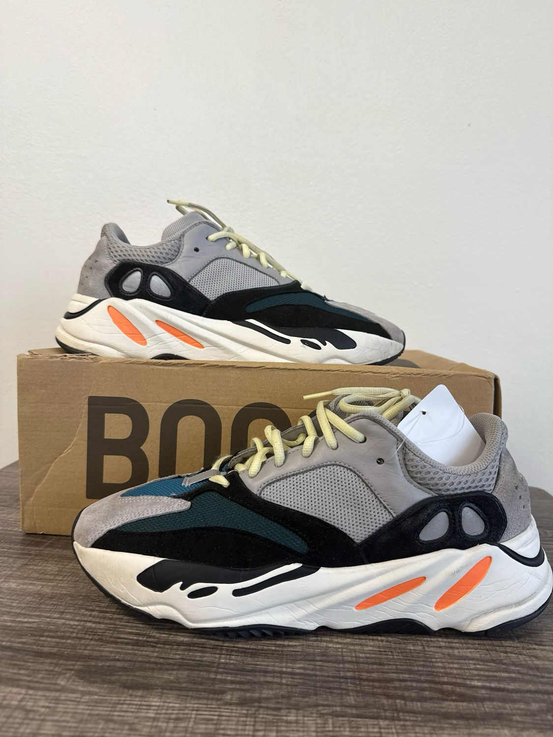 Adidas Yeezy 700 Waverunner Sz 11