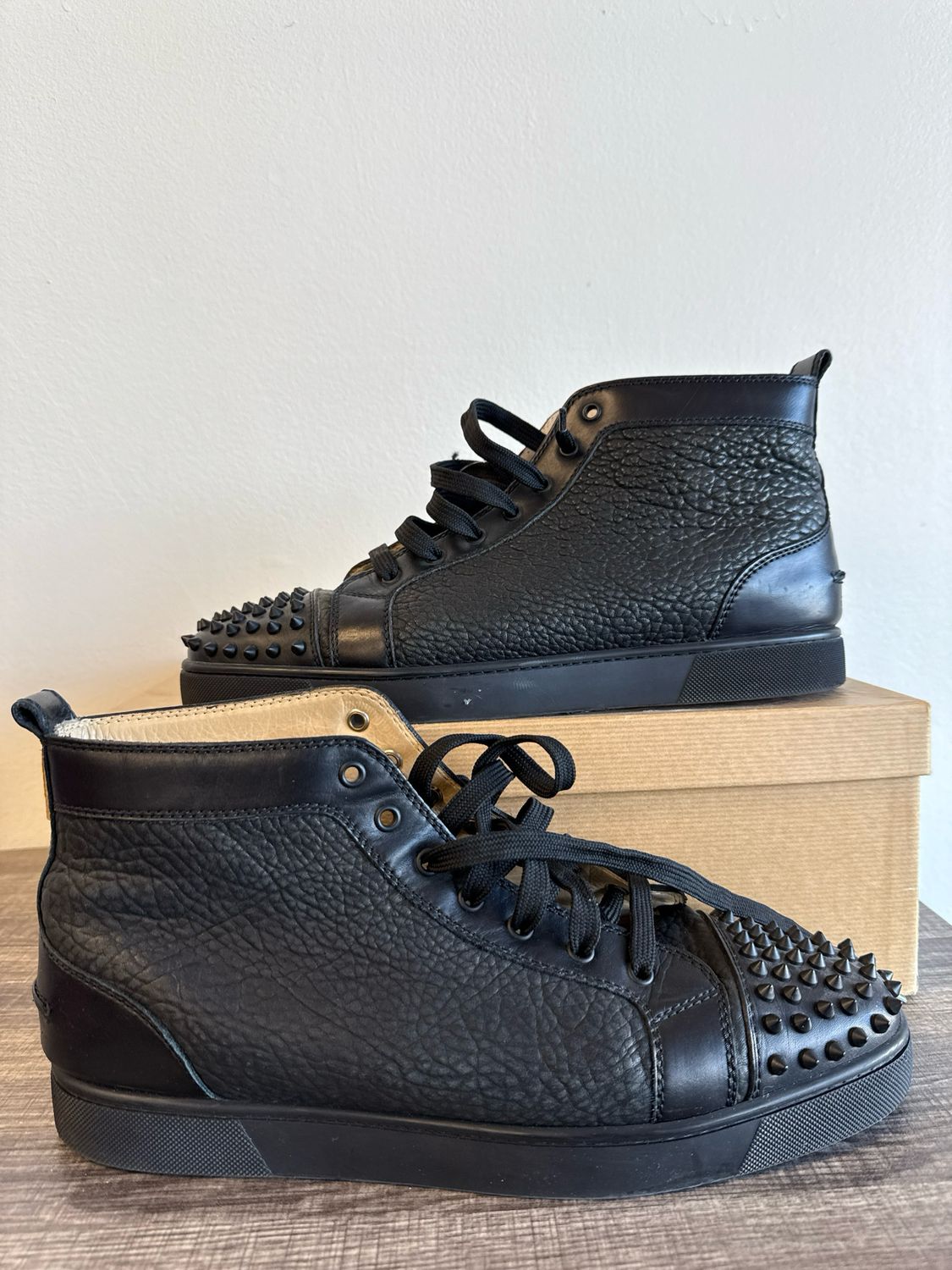 Christian Louboutin  Louboutin All Black(used) box  Sz 13