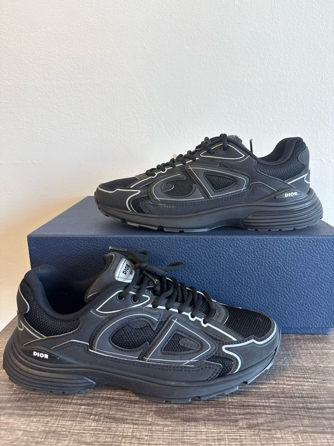 Dior B30 Black (Box) Sz9