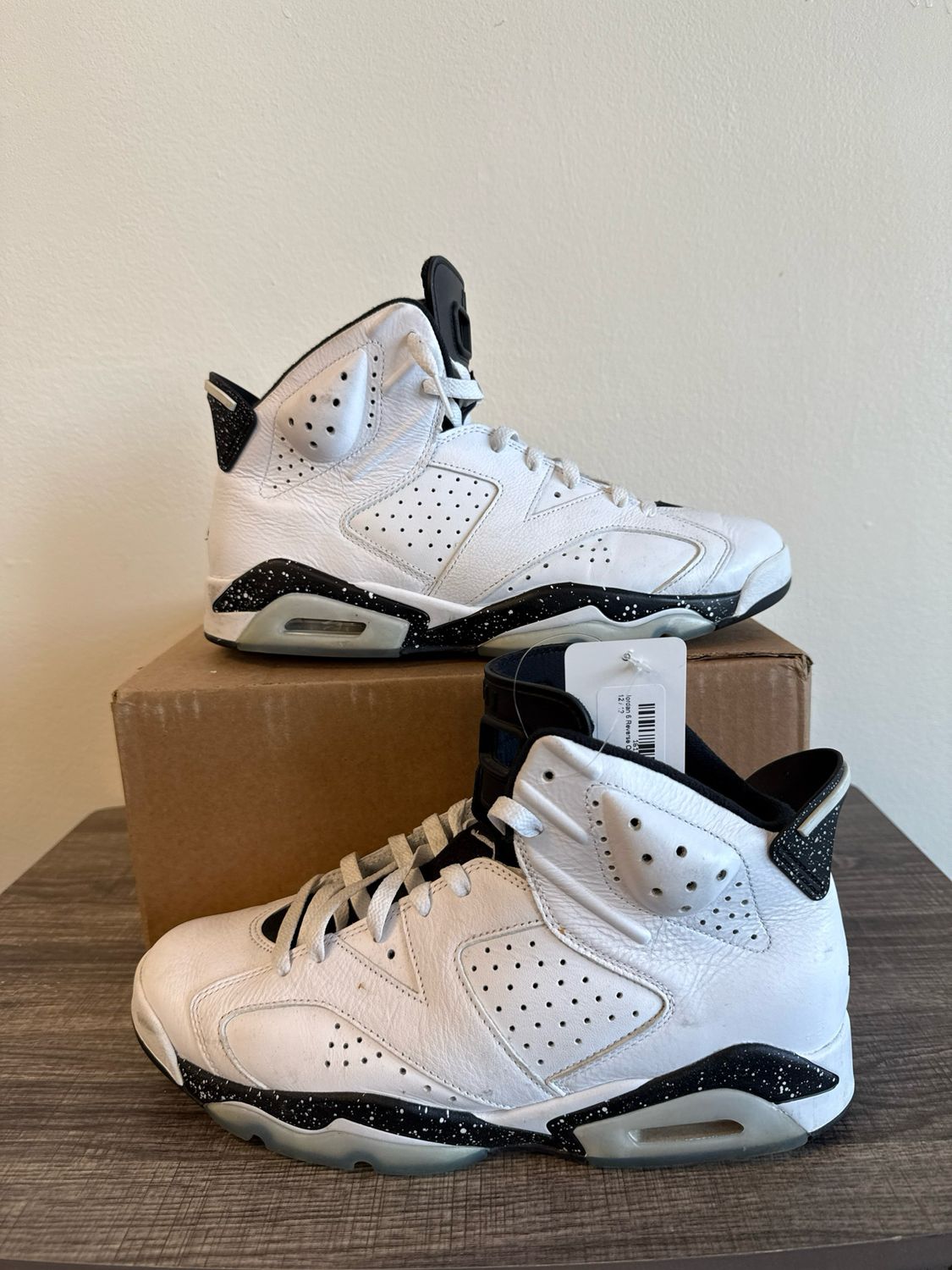 Jordan 6 Reverse Oreo Sz 12
