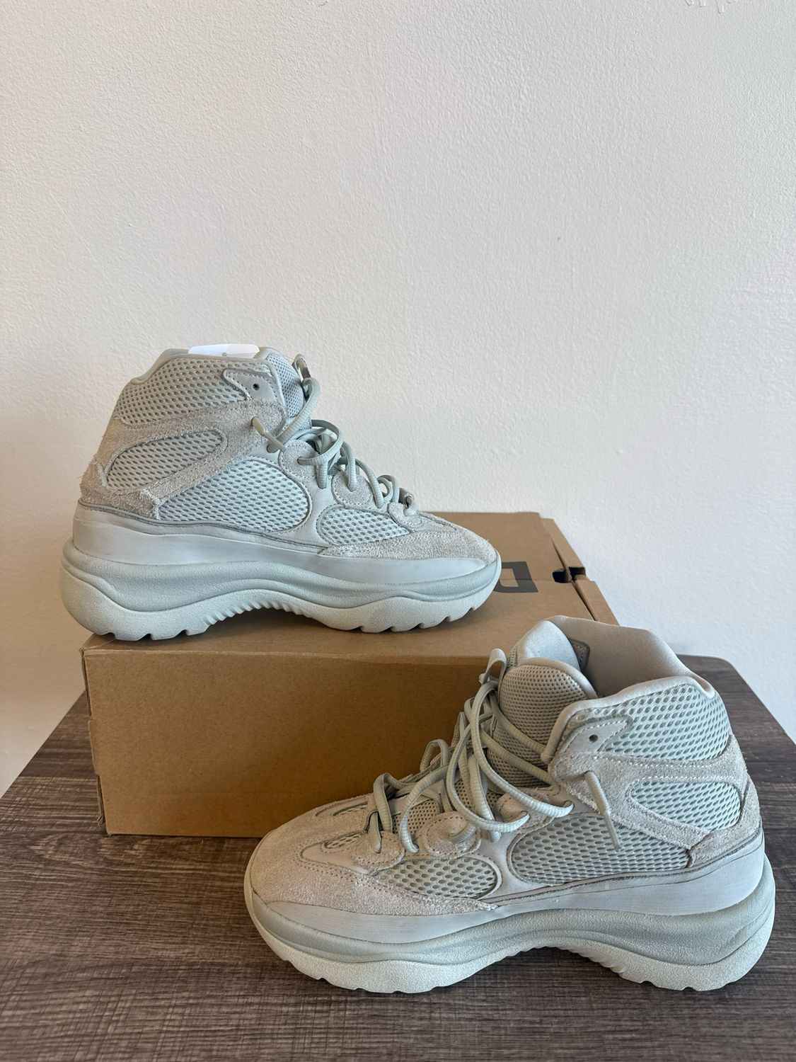 Yeezy Desert Boots Sz 8.5