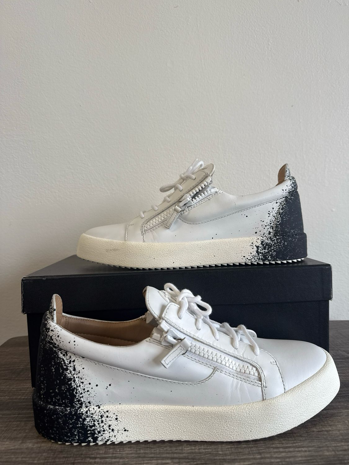 Giuseppe Zanotti White/Black Sneakers Sz 11