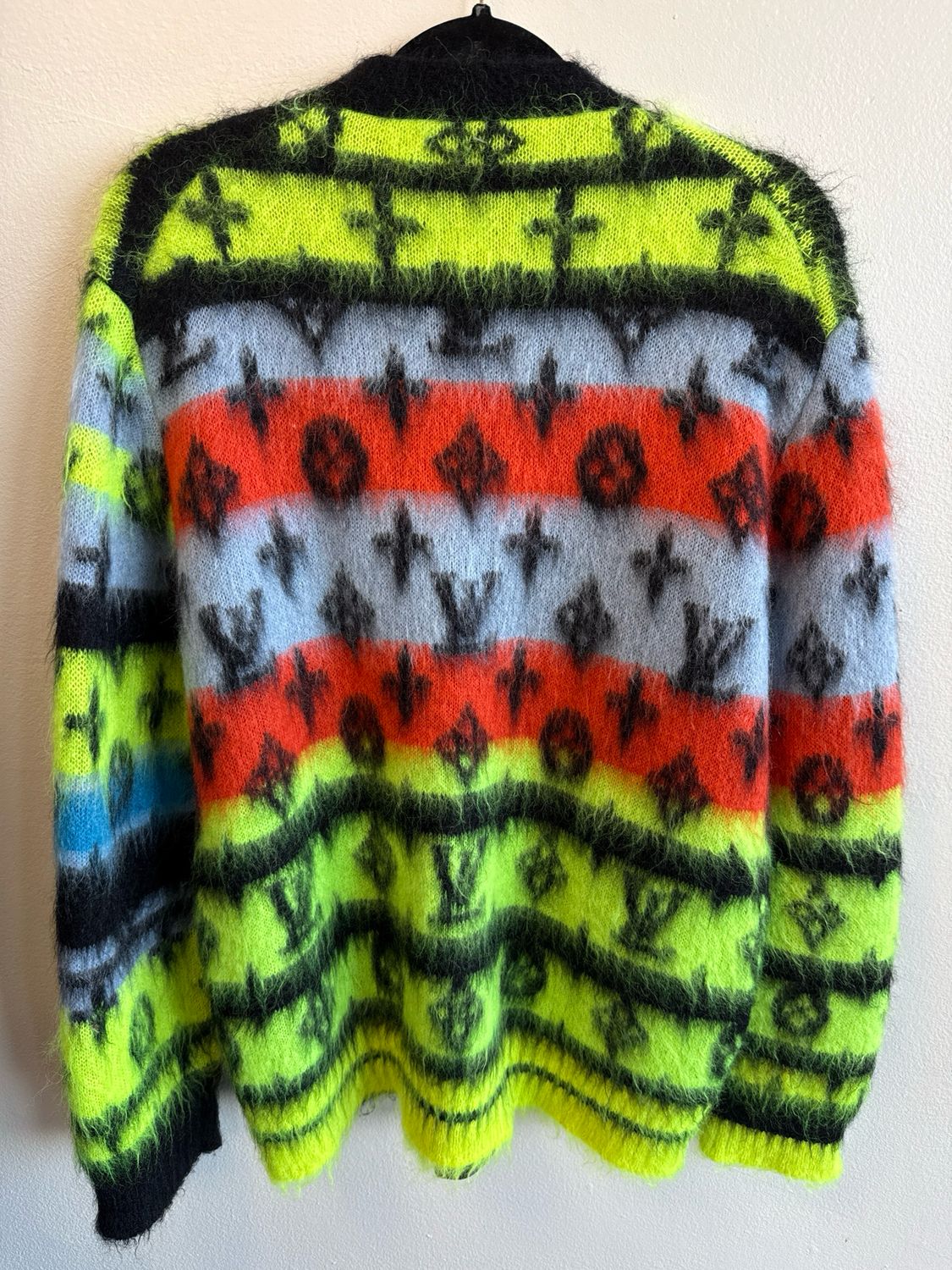 Louis Vuitton Mohair Cardigan (SZ L)