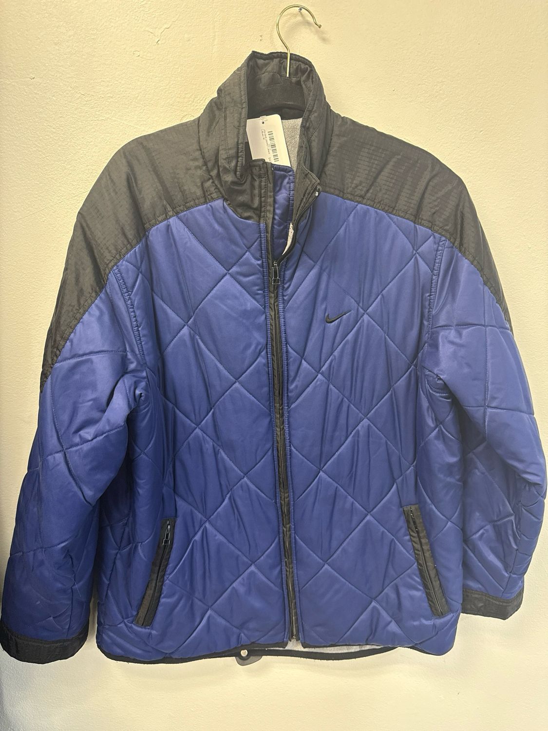 VTG NIKE JACKET ( Black &amp; Blue)