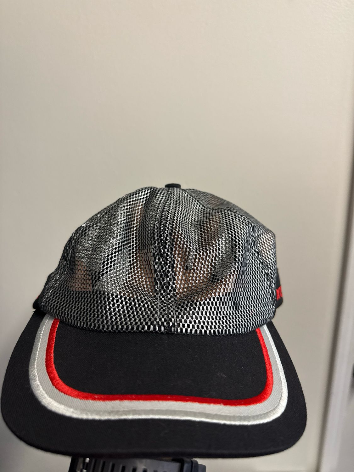 Supreme Black/Silver Mesh Hat