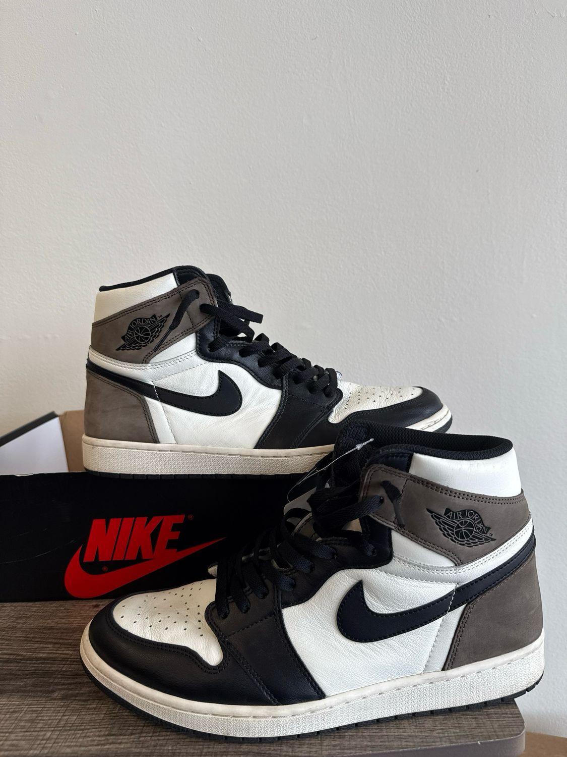 Jordan 1 Mocha (Box) Sz 13