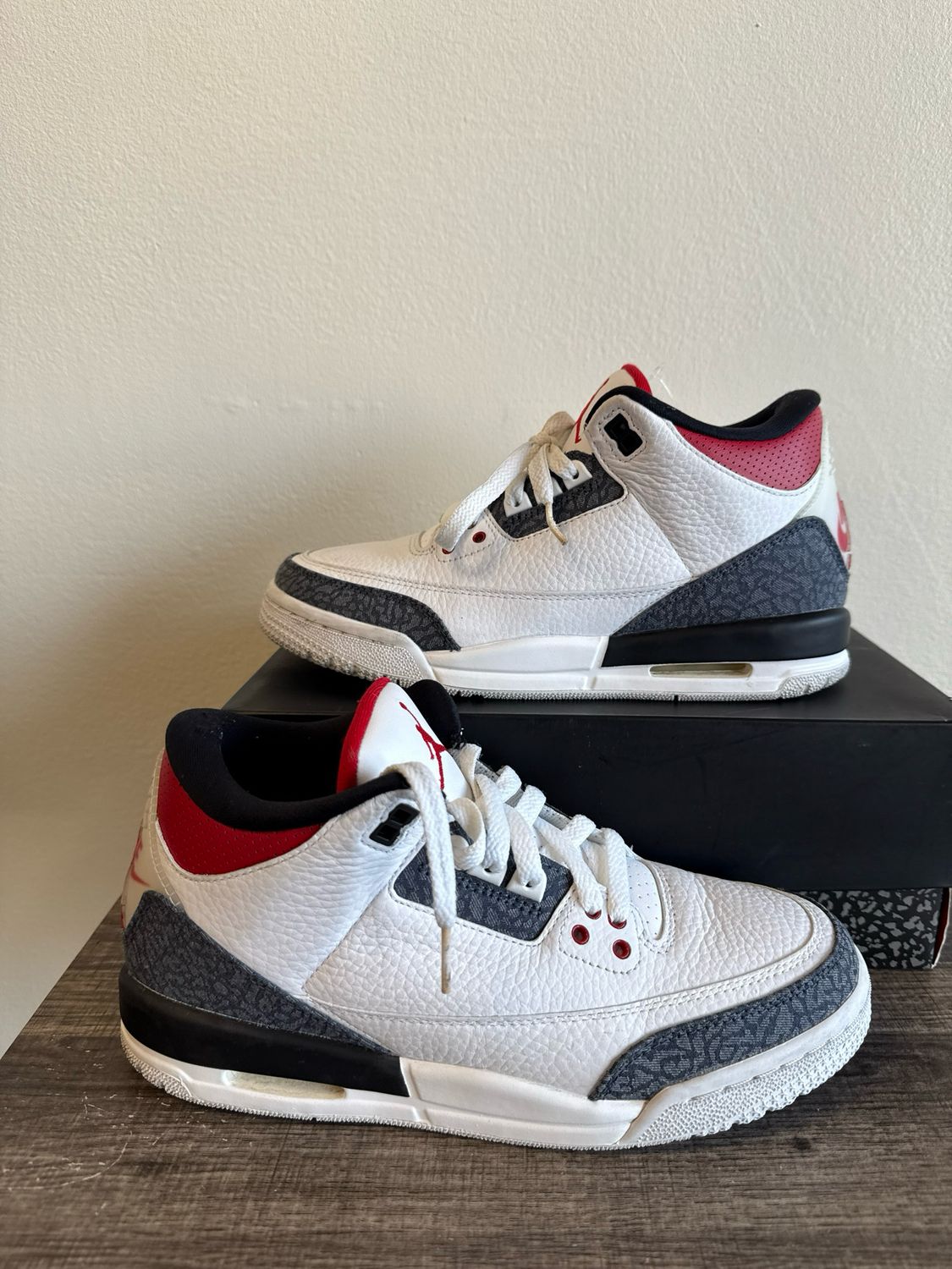 Jordan 3 Fire Red (Box) Sz 6.5Y