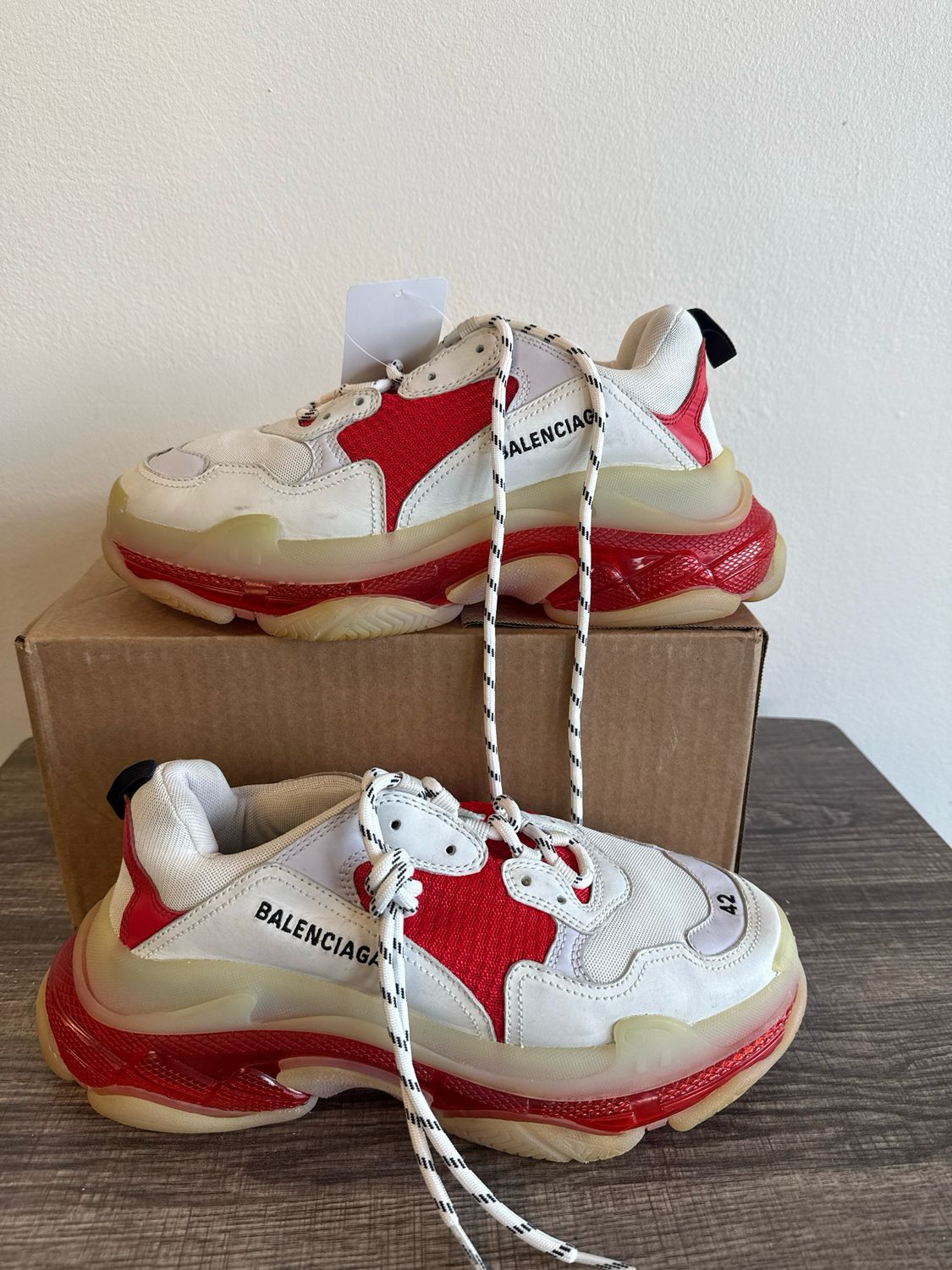 Balenciaga White/Red (No Box) Triple S Sz 9