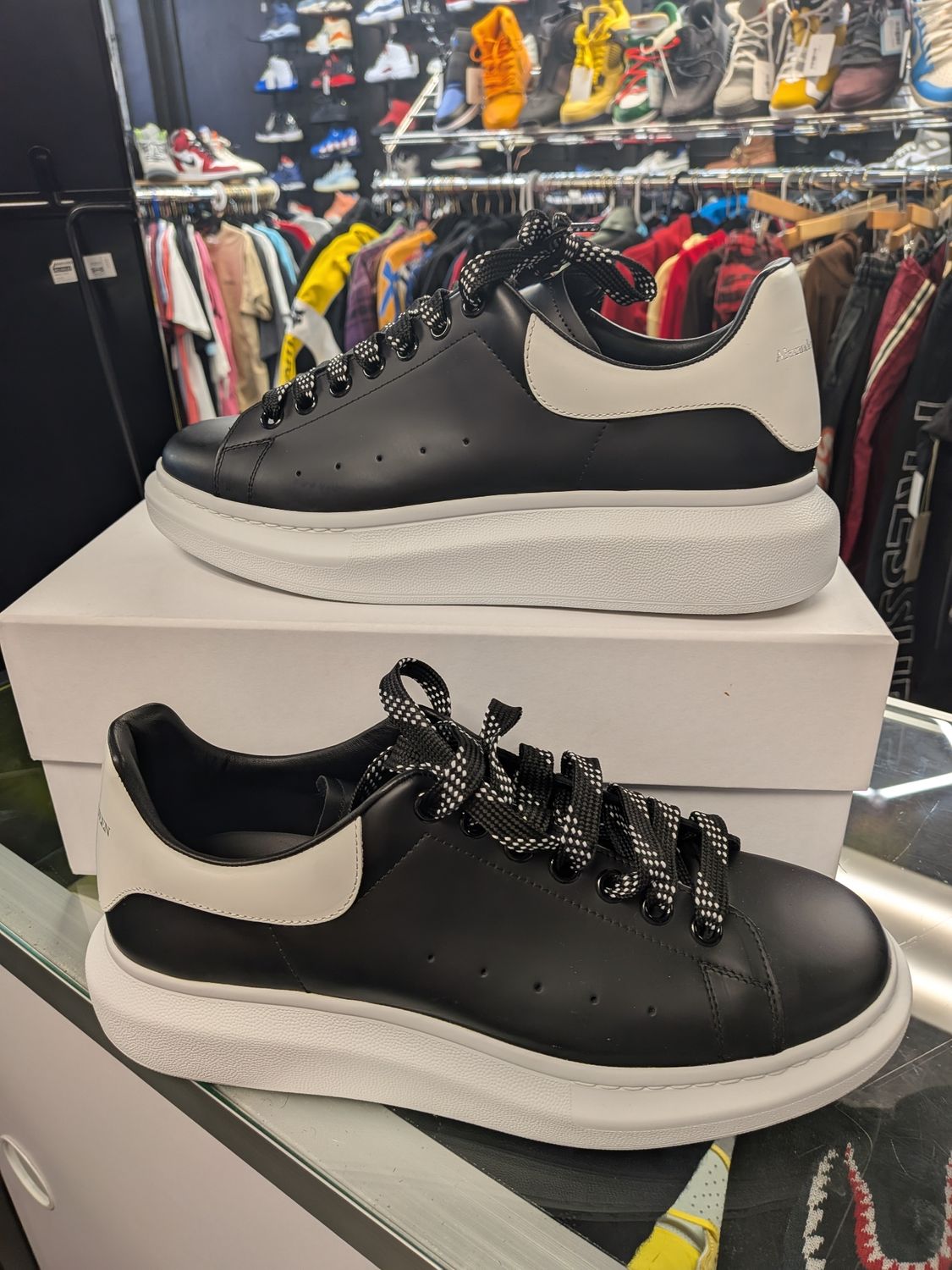 Alexander McQueen Black/White (box) Sz:11
