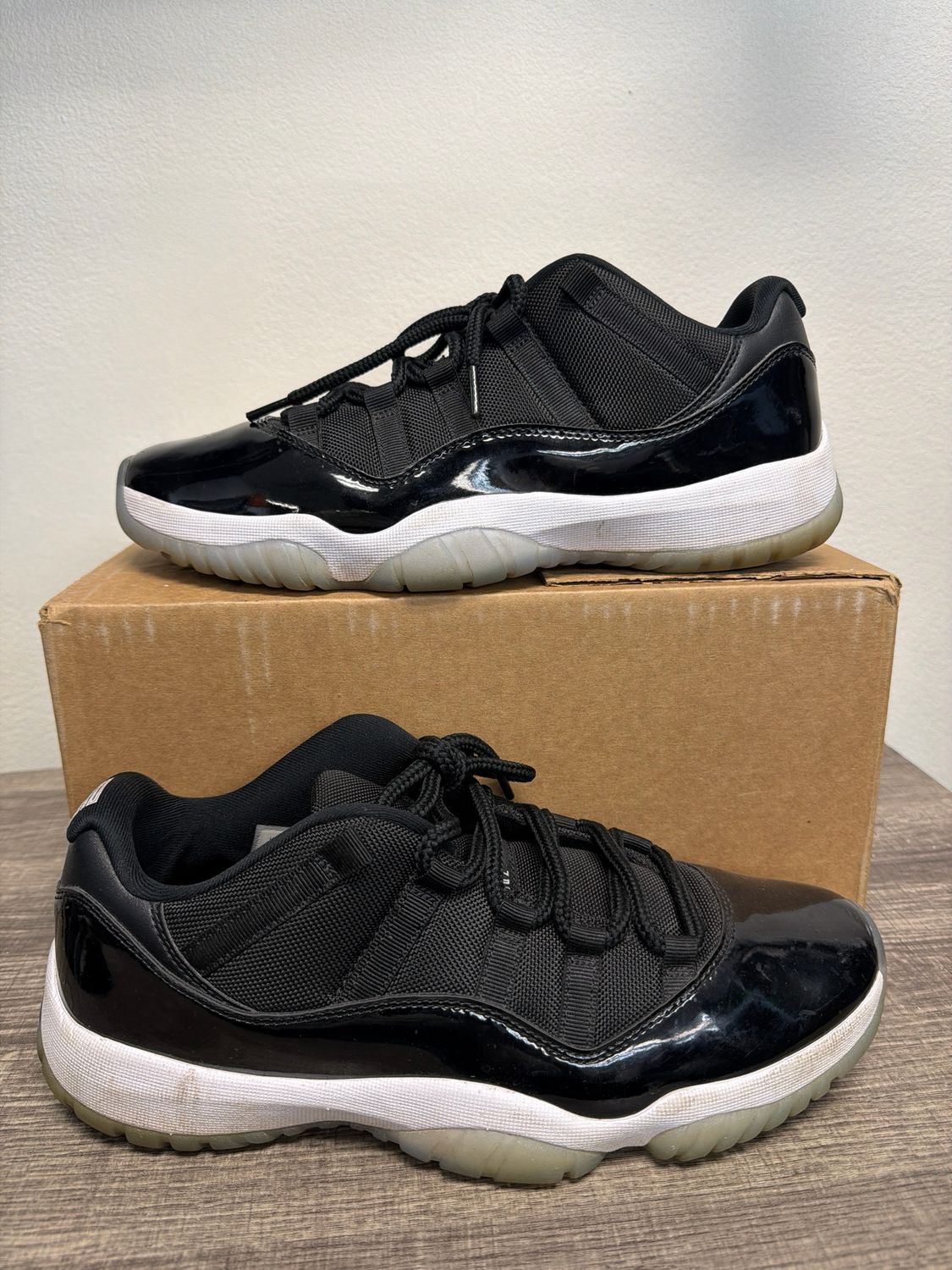 Jordan 11 Low Space Jam Sz:10.5