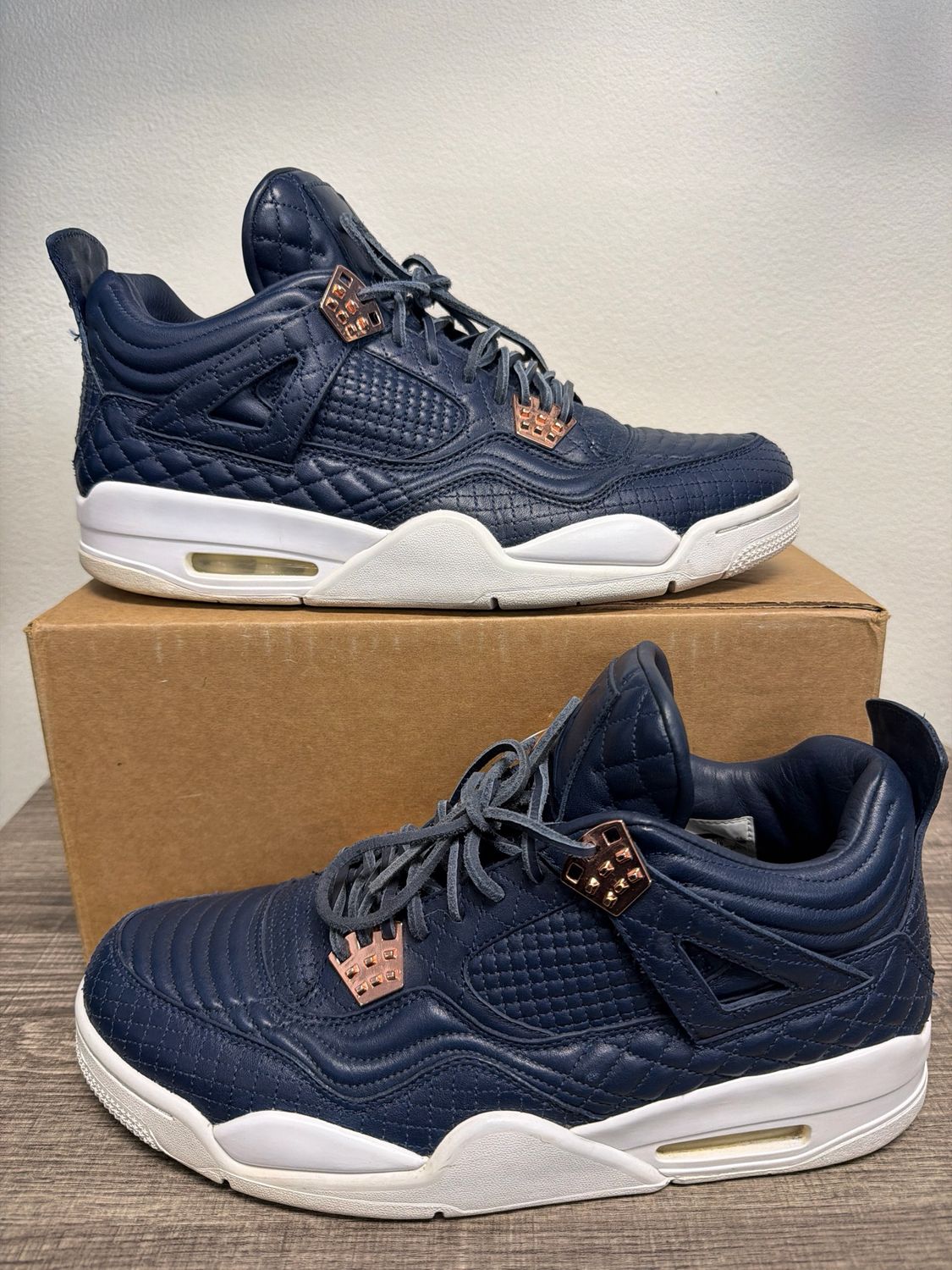 Jordan 4 Obsidian (no box) Sz:12