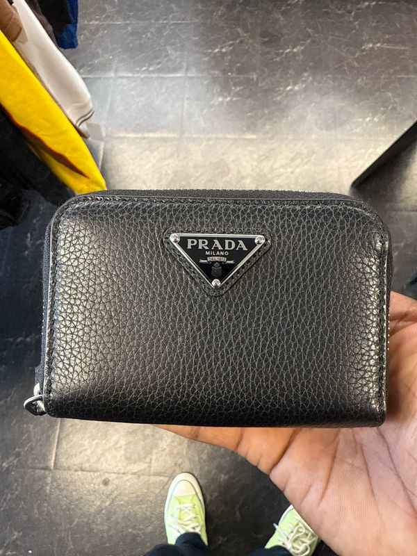 Prada Coin Holder (new)