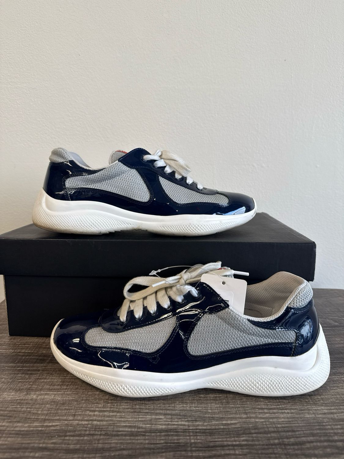 Prada AC Navy/Silver Sz:8.5