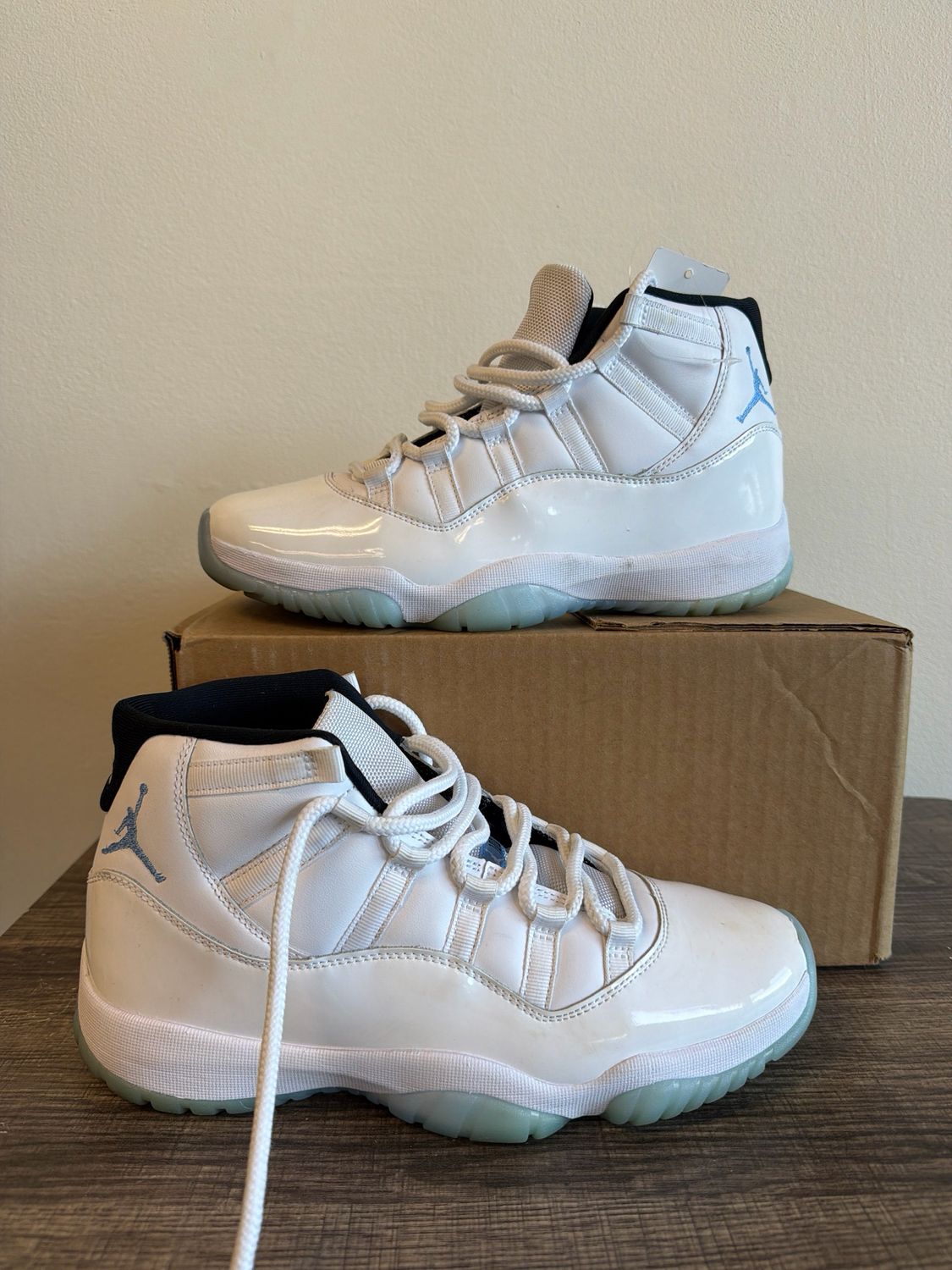 Jordan 11 Legendary Blue (No Box) Sz:9.5