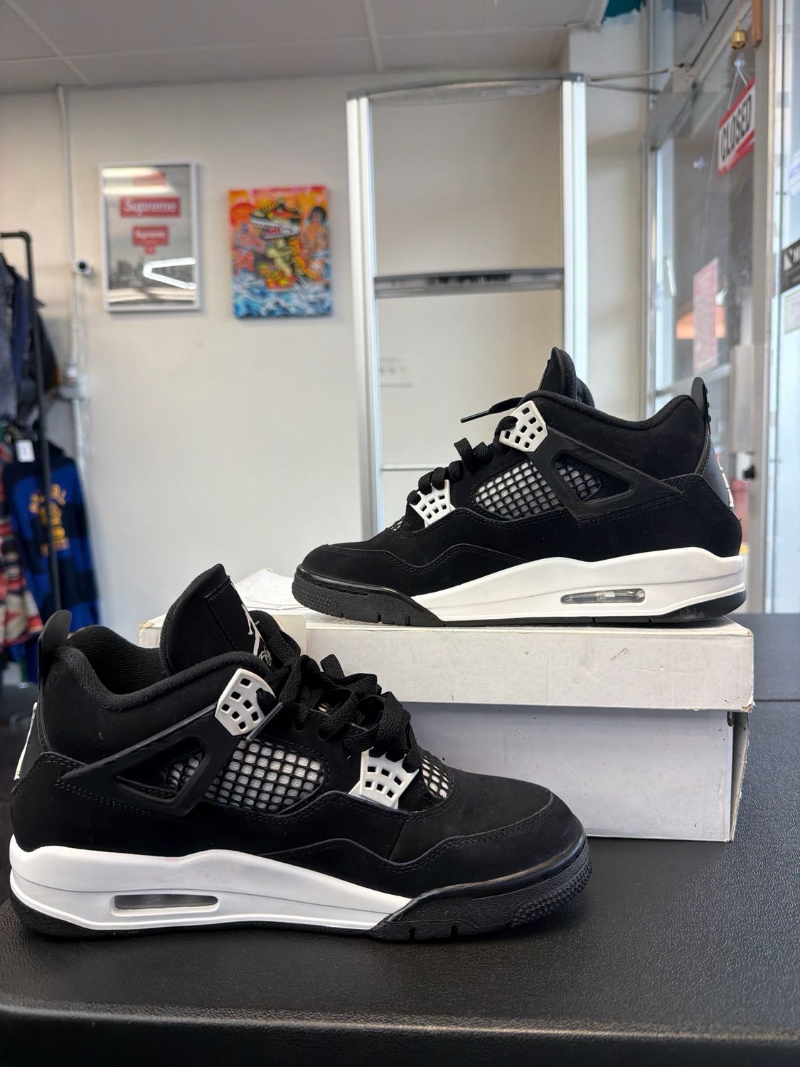 Jordan 4 White Thunder (Box) Sz:8