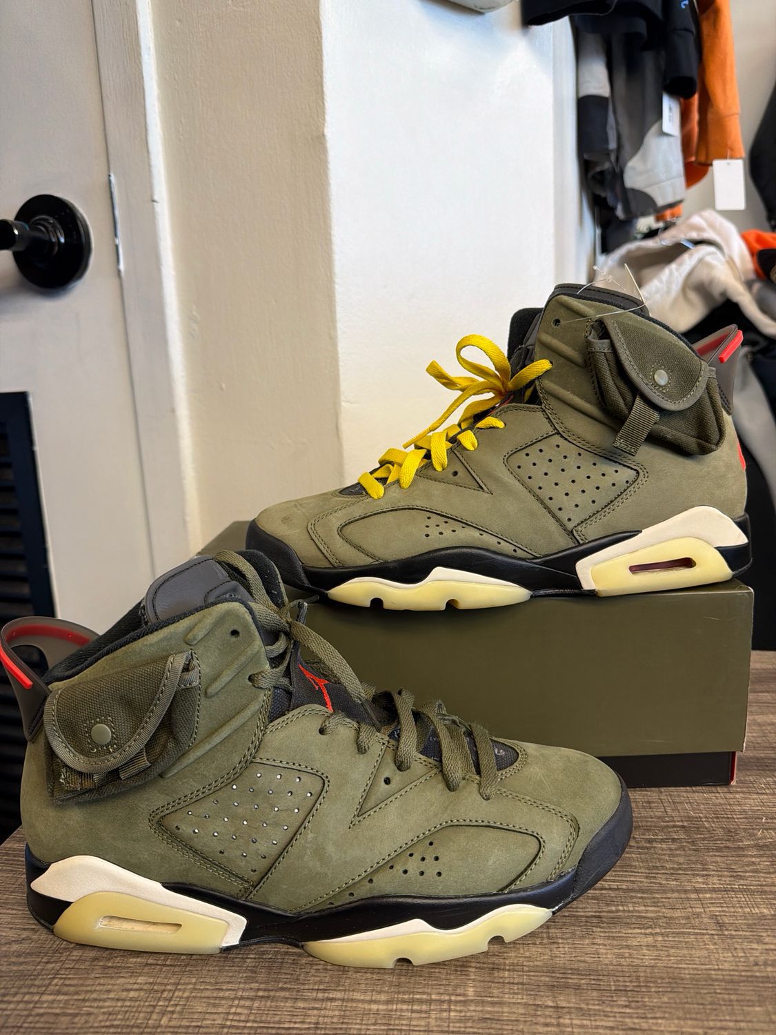 Jordan 6 Travis Scott Olive (Box) Sz:10.5