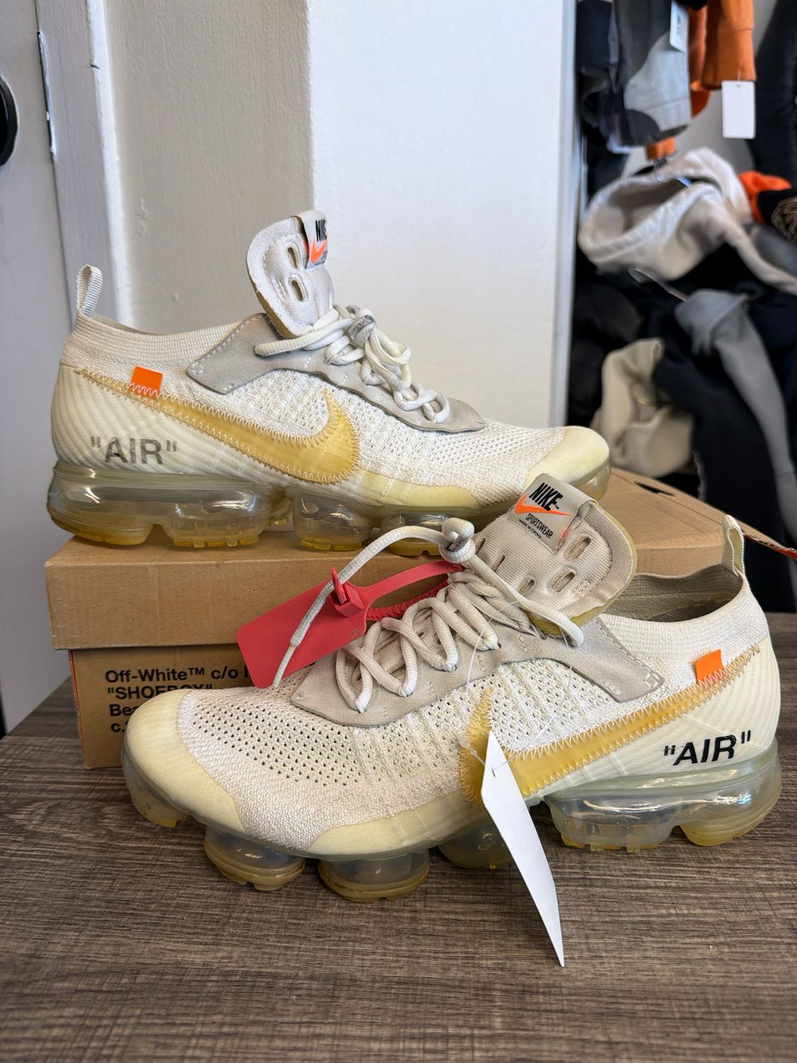 Off White Vapormax (Box) Sz:11.5