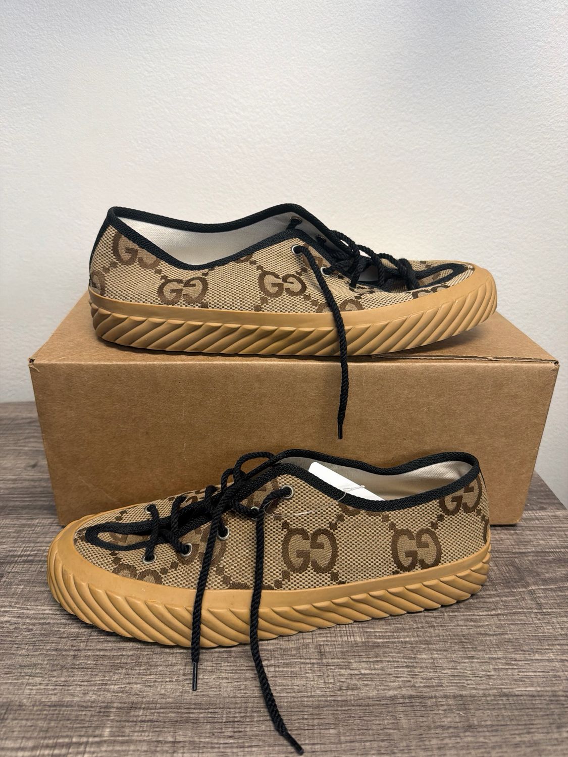 Gucci Maxi GG Low (No Box) Sz:9