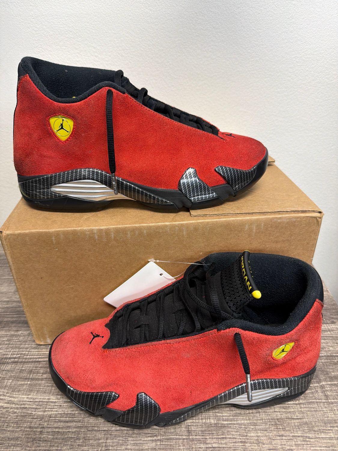 Jordan 14 Ferrari (No Box) Sz:9