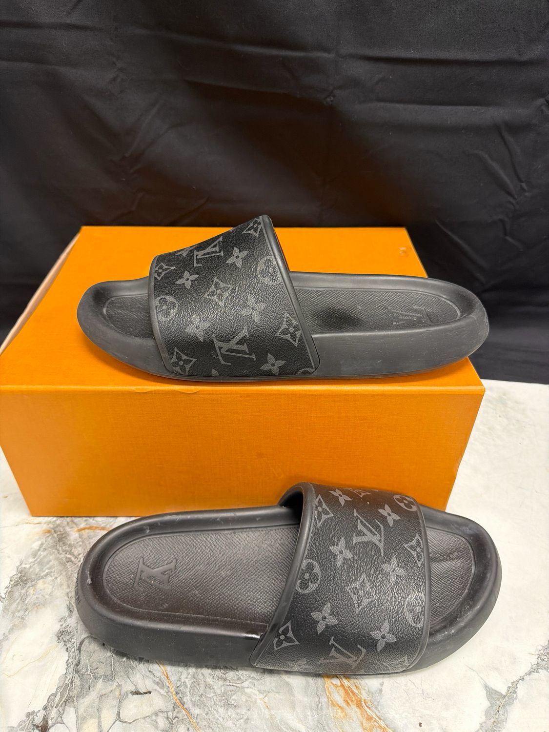 Louis Vuitton Black Monogram Slides (box) Sz 11