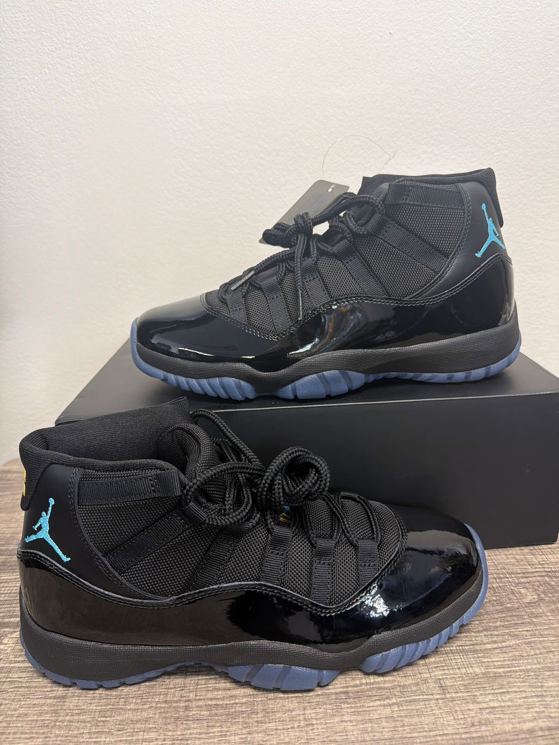 Jordan  11 Gamma Blue (new; box) Sz 9.5