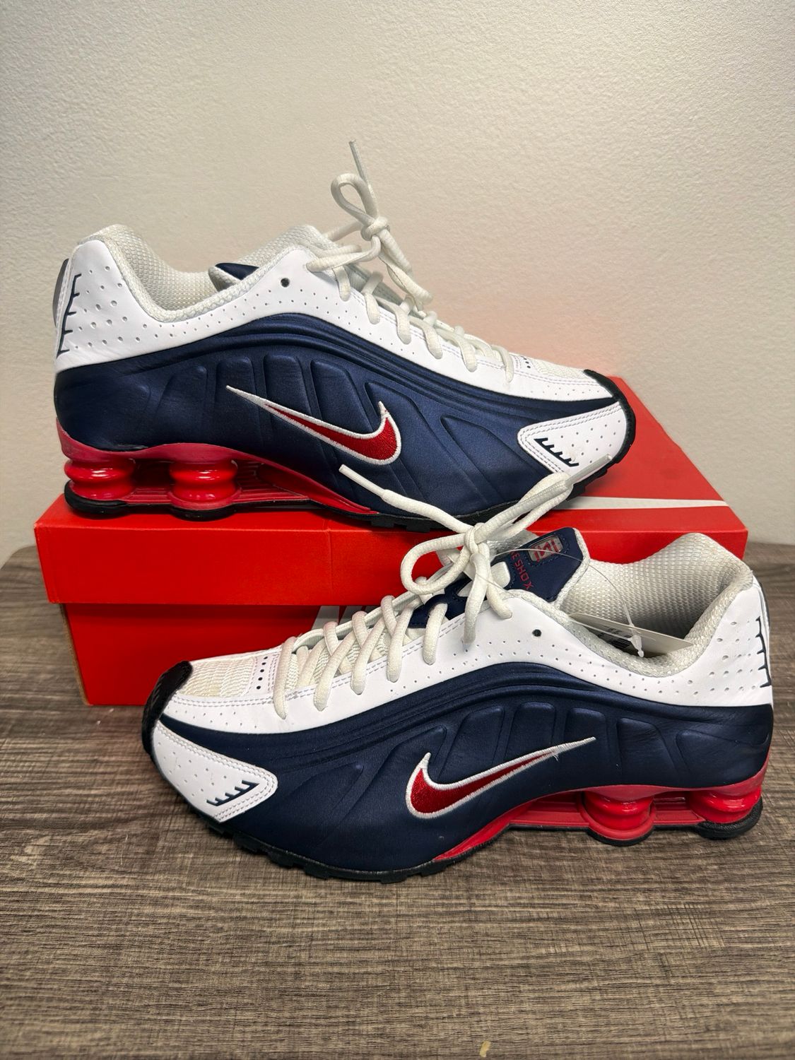 Nike Shox R4 Red/White/Blue (Box) Sz:9