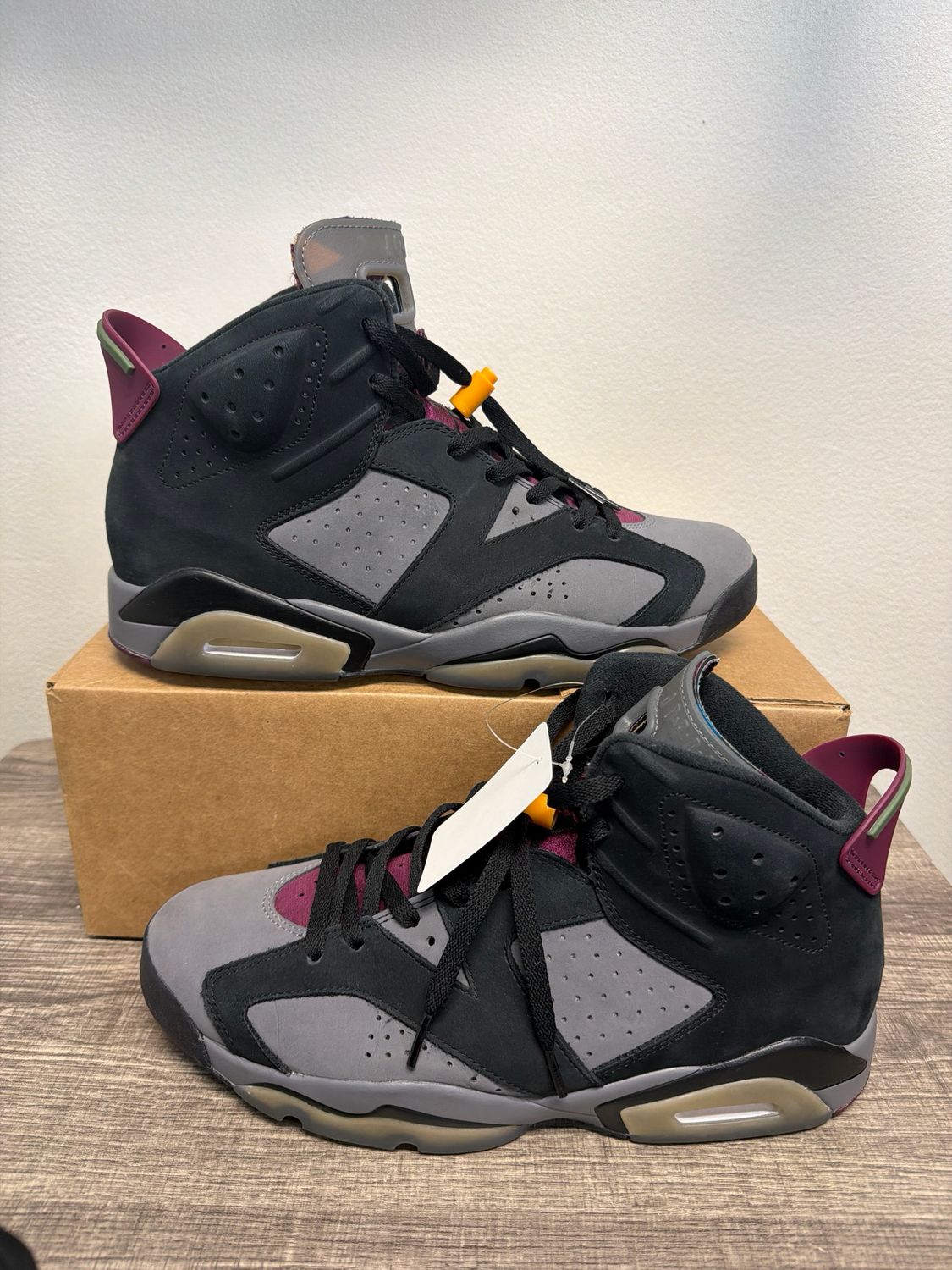 Jordan 6 Bordeaux (No Box) Sz:12