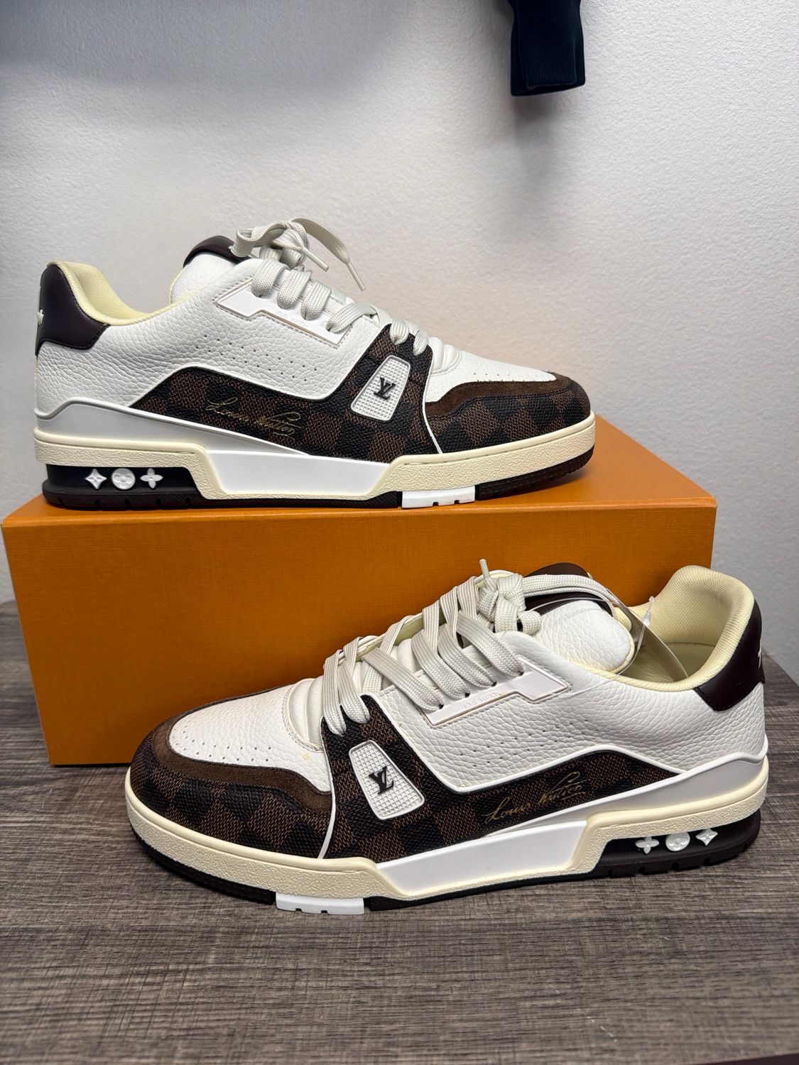 Louis Vuitton LV Trainers White/Brown (Box) Sz:12