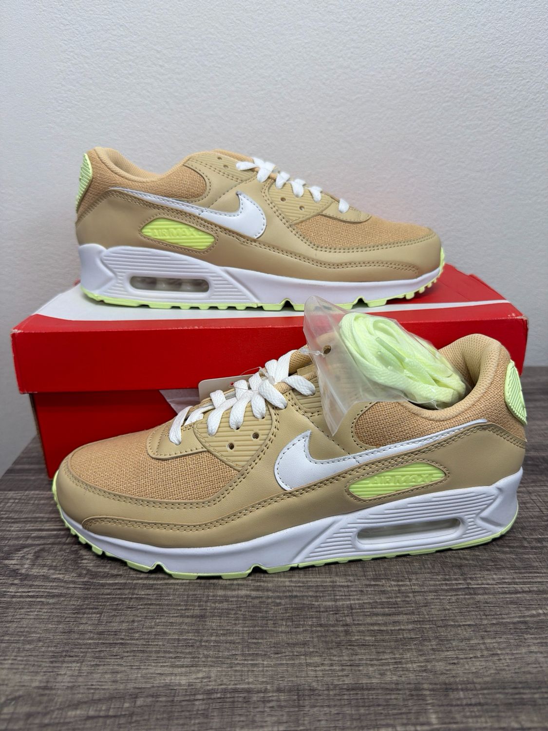 Nike Air Max 90 Sesame New w/ Box Sz 11