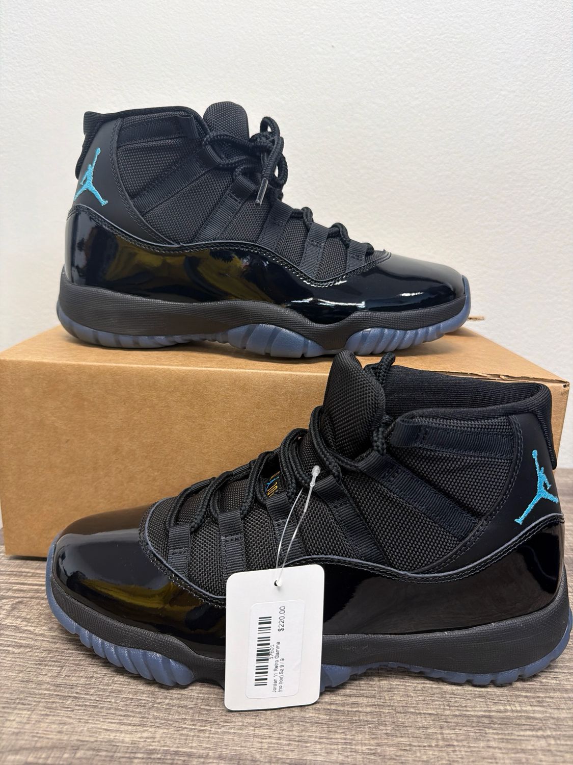 Jordan 11 Retro Gamma (no box) Sz 9
