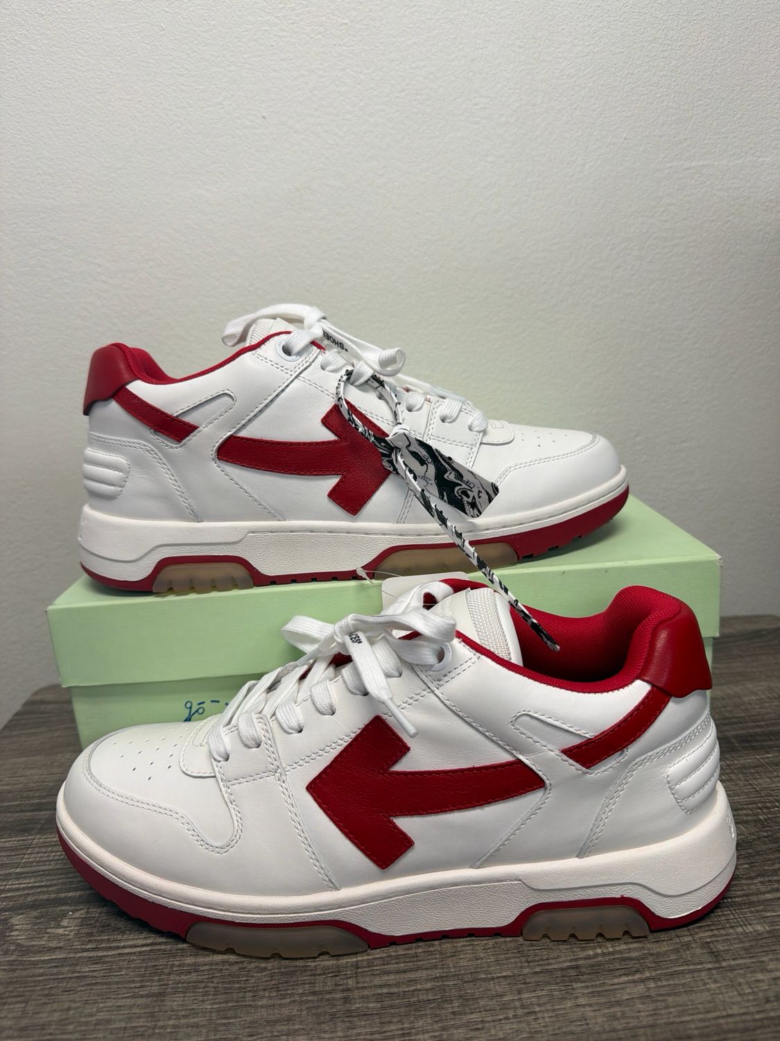 Off-White Out of Office DS w/ Box Sz 11