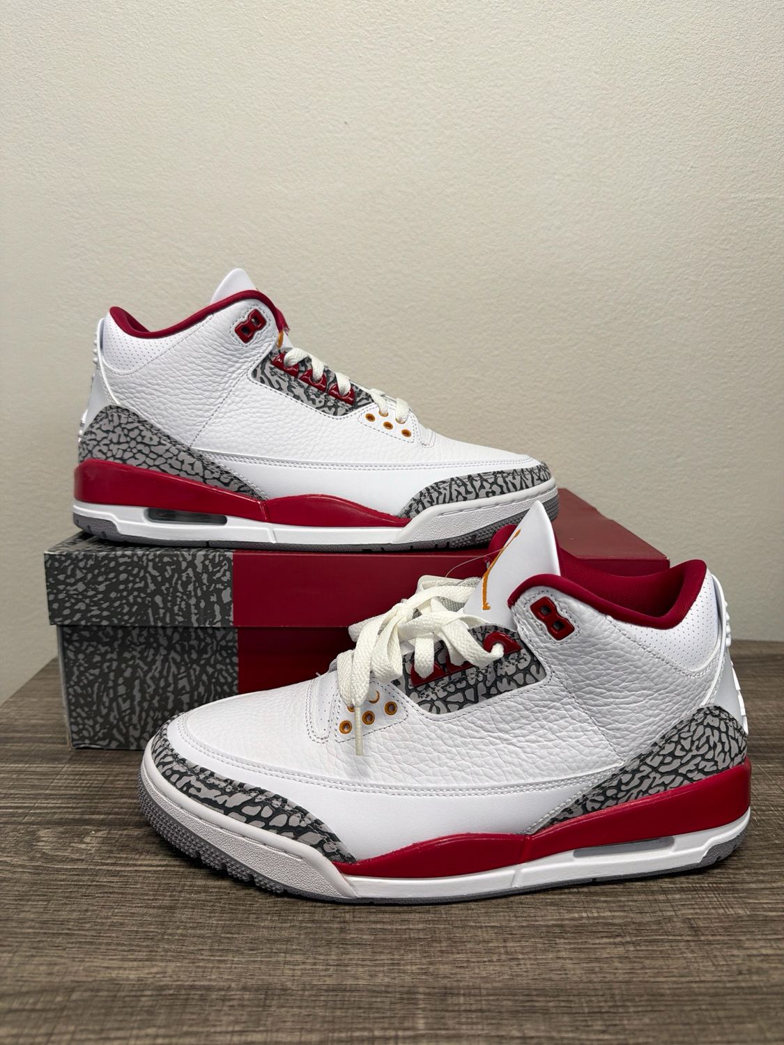 Jordan 3 Retro Cardinal Red DS w/ Box Sz 9.5