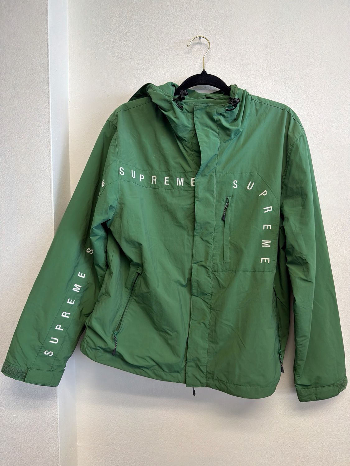 Supreme Curve Logo Jacket Olive Green Sz S