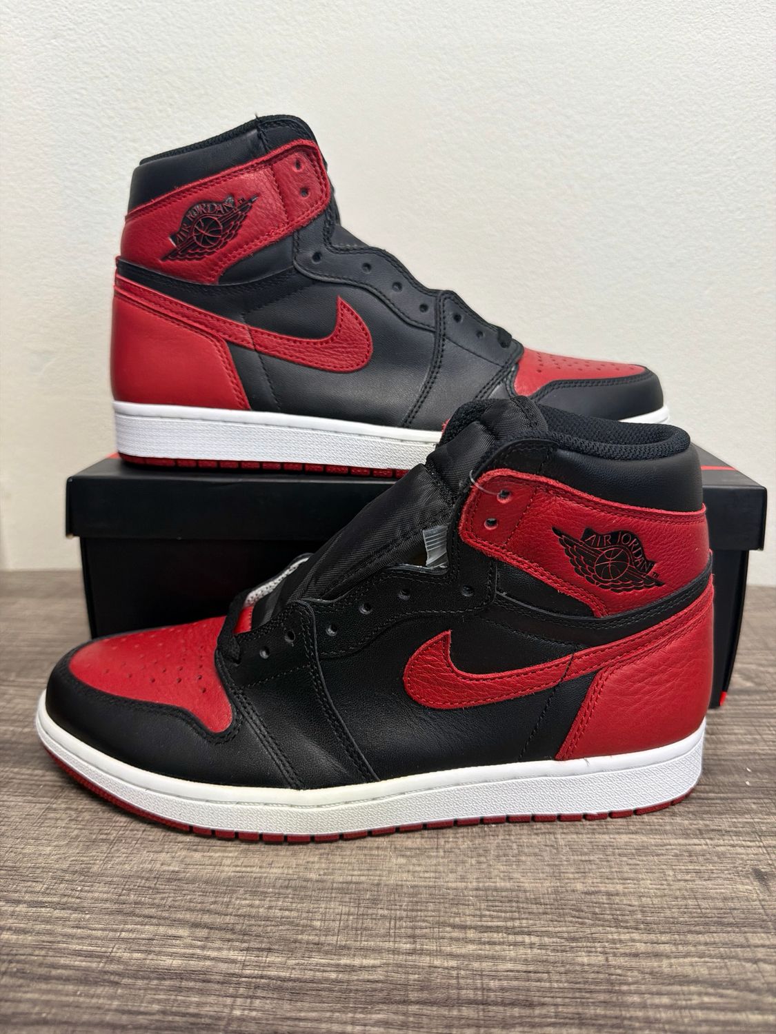 Jordan 1 Bred Banned 2016 DS w/ Box Sz 9.5