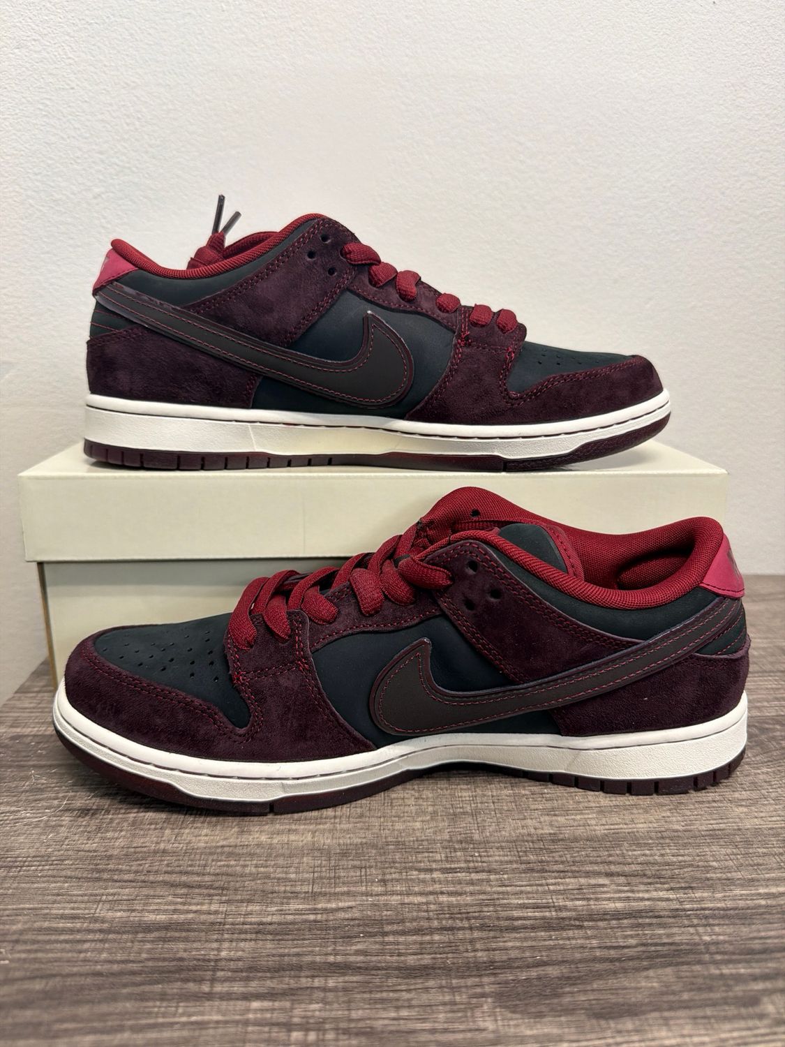 Nike Dunk SB Riot New w/ Box Sz 10.5