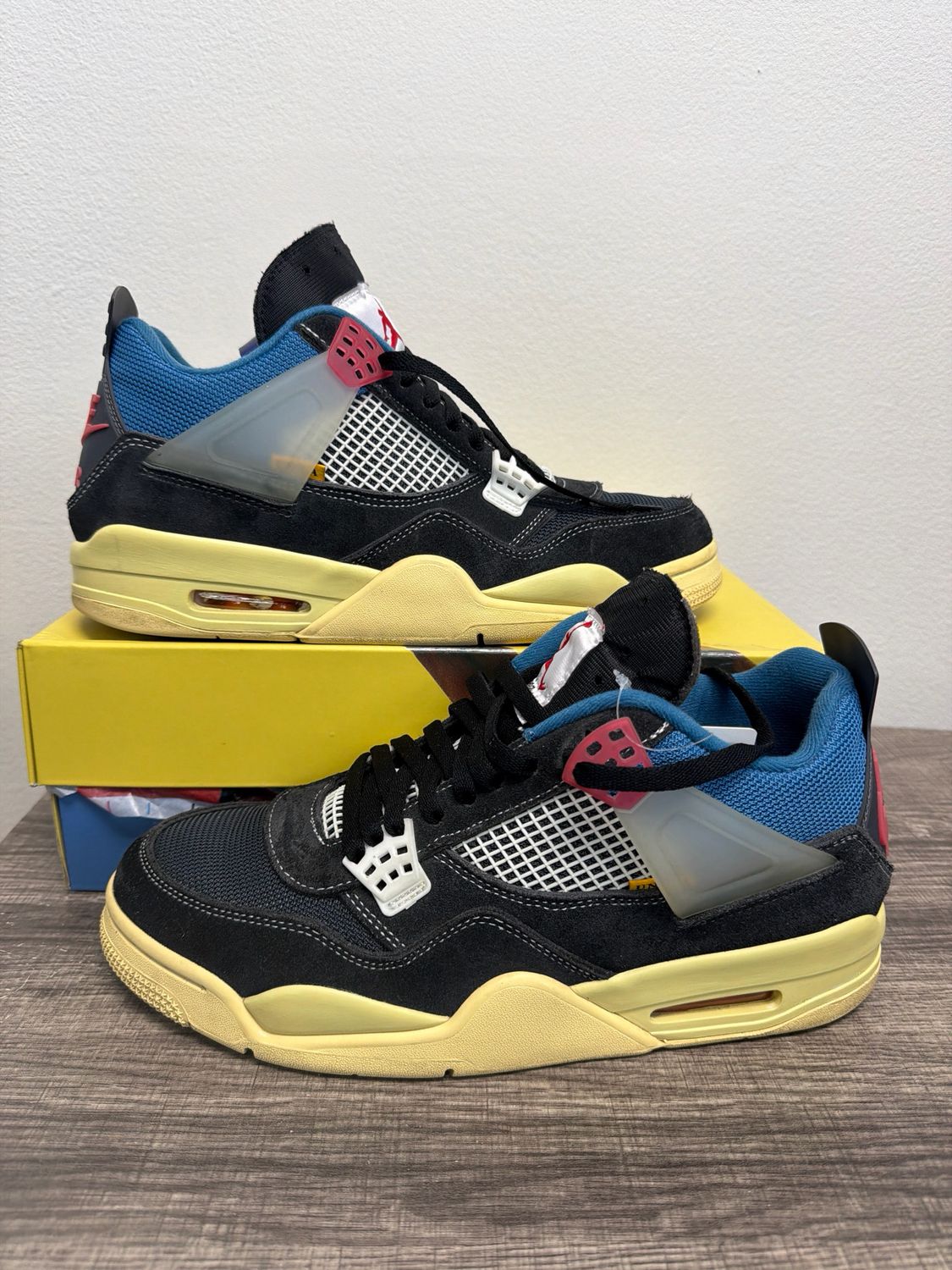 Jordan 4 Union Noir w/ Box Sz 12