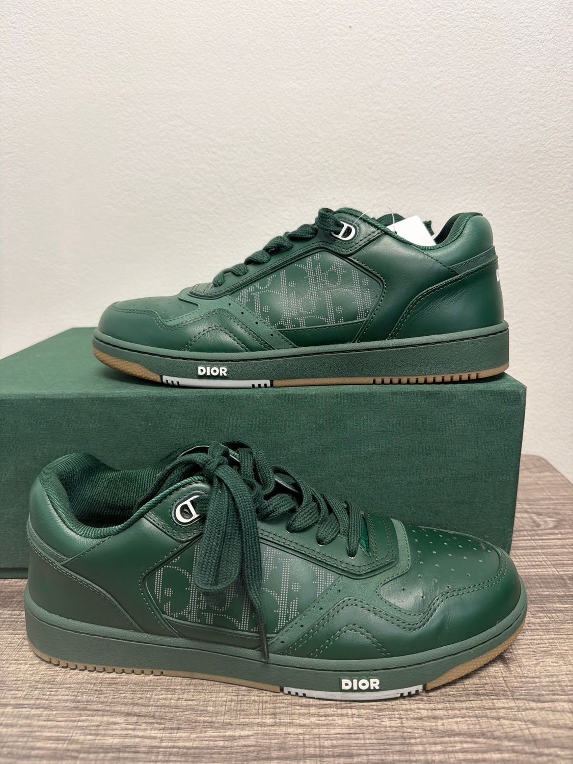 Dior B23 Green w/ Box Sz 9