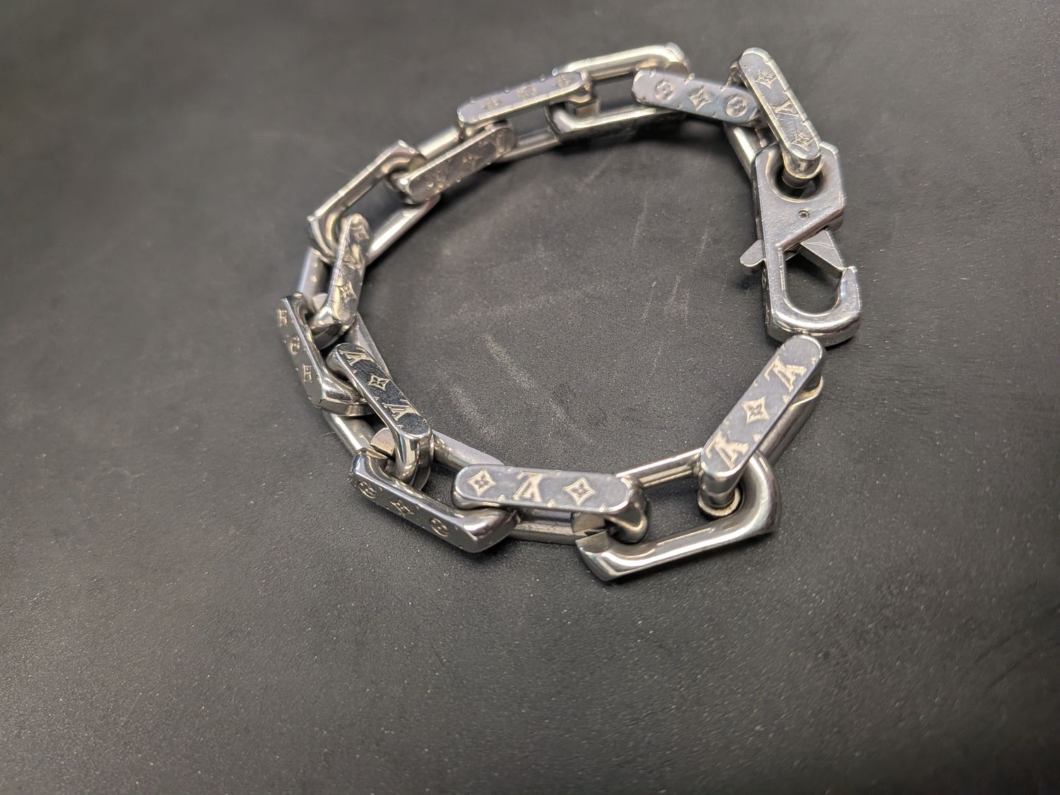 Louis Vuitton Chain Silver Bracelet