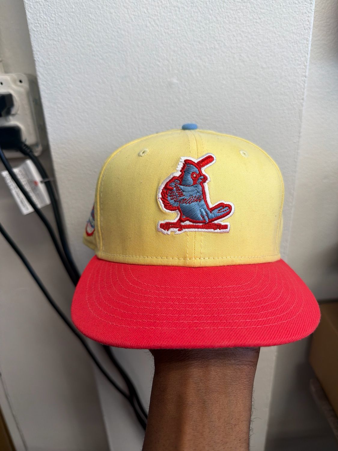New Era Cardinals Yellow &amp; Red Hat Sz 7 1/8